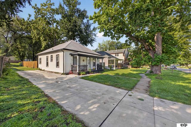 6733 Platte Avenue, Lincoln, NE 68507