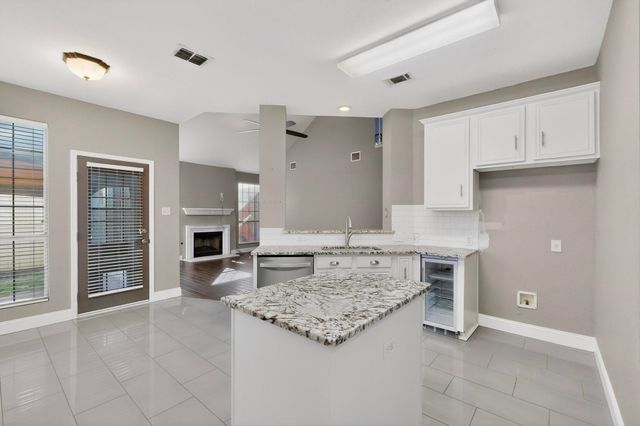 1841 Grand Canyon Drive, Lewisville, TX 75077