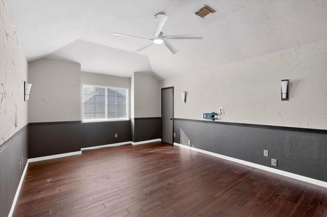 1841 Grand Canyon Drive, Lewisville, TX 75077