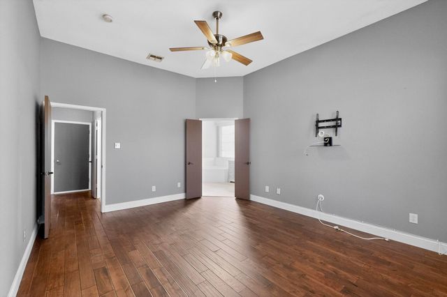 1841 Grand Canyon Drive, Lewisville, TX 75077