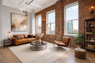 215 W 7th, Los Angeles, CA 90014