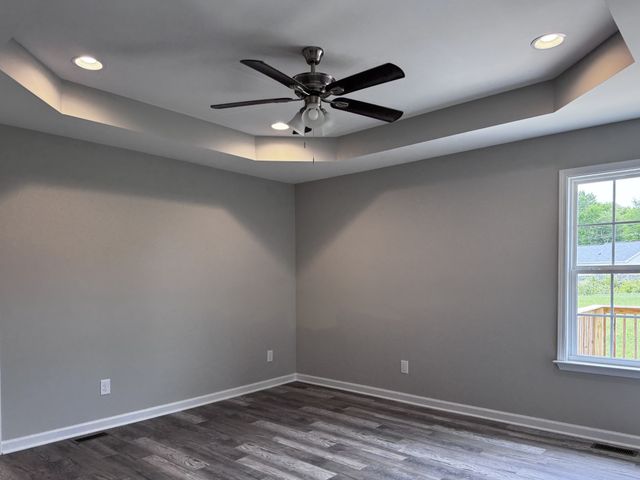 132 Sundance Dr, Lawrenceburg, TN 38464