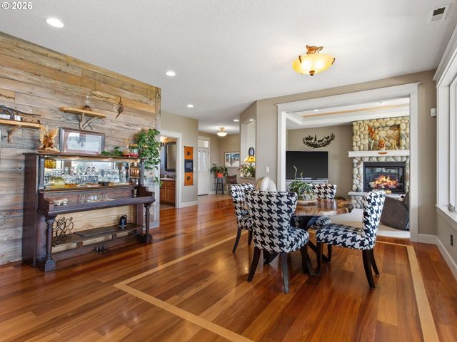 223 Southern Cross Ln, Woodland, WA 98674