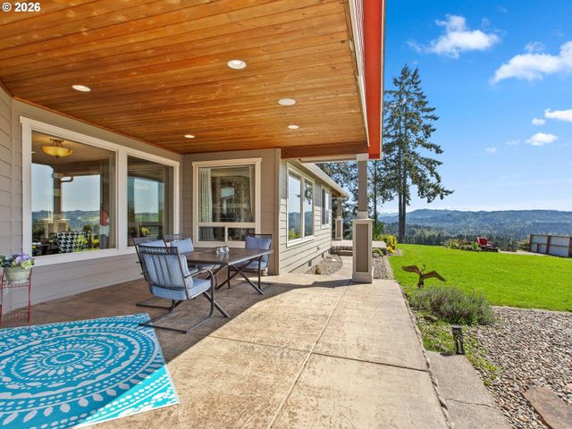 223 Southern Cross Ln, Woodland, WA 98674