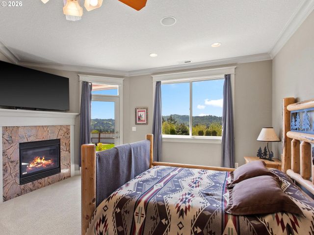 223 Southern Cross Ln, Woodland, WA 98674