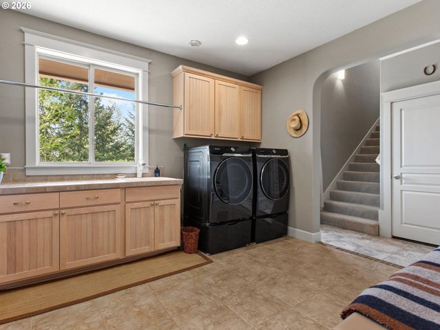 223 Southern Cross Ln, Woodland, WA 98674