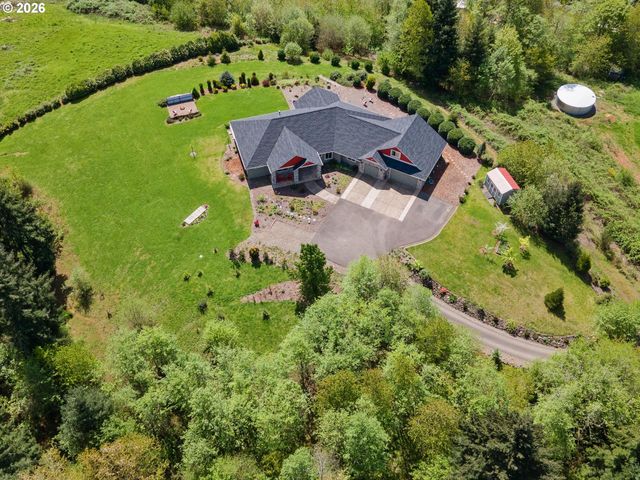 223 Southern Cross Ln, Woodland, WA 98674