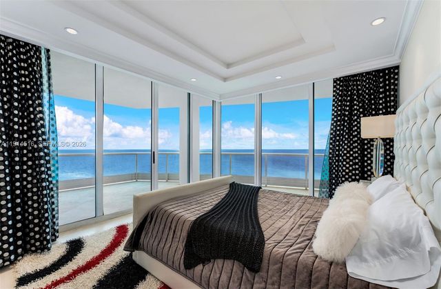 5025 Collins Ave PH-1, Miami Beach, FL 33140