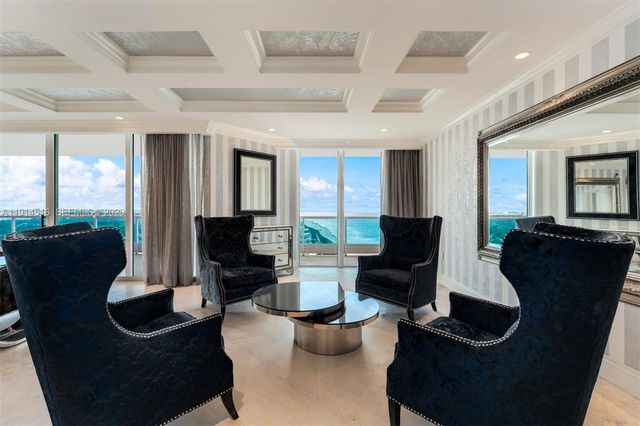 5025 Collins Ave PH-1, Miami Beach, FL 33140
