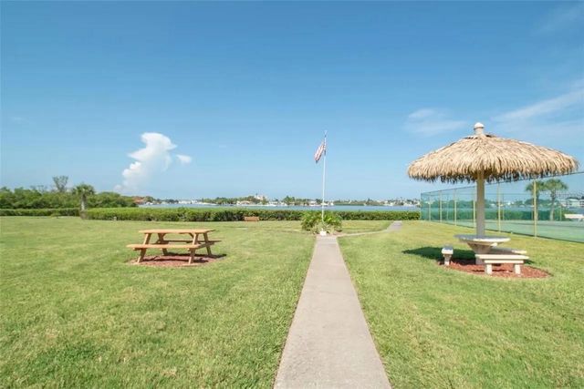 12760 INDIAN ROCKS ROAD 1017, Largo, FL 33774
