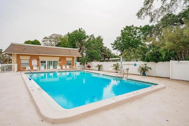 12760 INDIAN ROCKS ROAD 1017, Largo, FL 33774