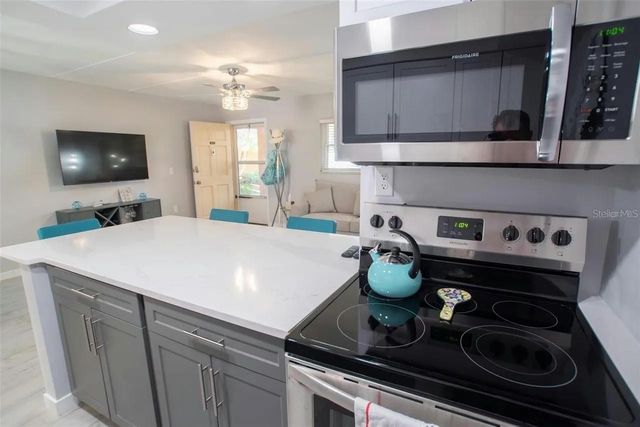12760 INDIAN ROCKS ROAD 1017, Largo, FL 33774