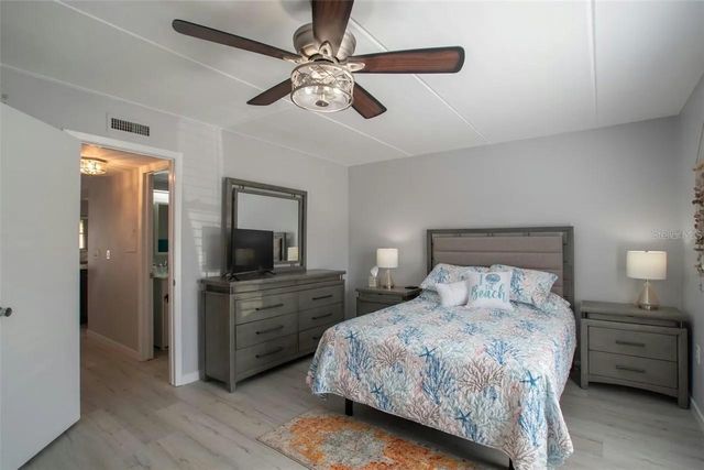 12760 INDIAN ROCKS ROAD 1017, Largo, FL 33774
