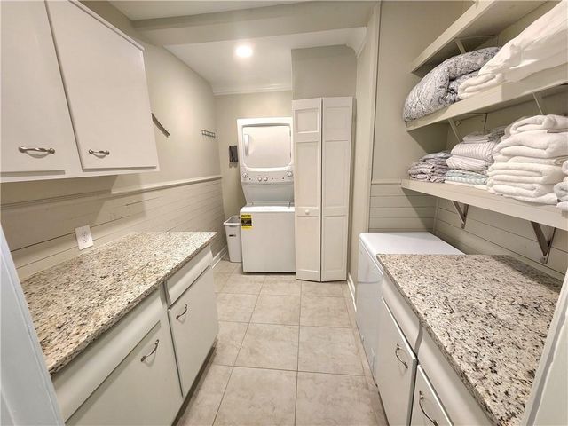 8 Highland Lane, Cartersville, GA 30120