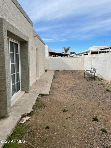 1032 E Michelle Drive, Phoenix, AZ 85022