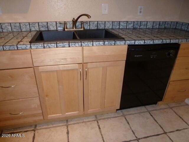 1032 E Michelle Drive, Phoenix, AZ 85022