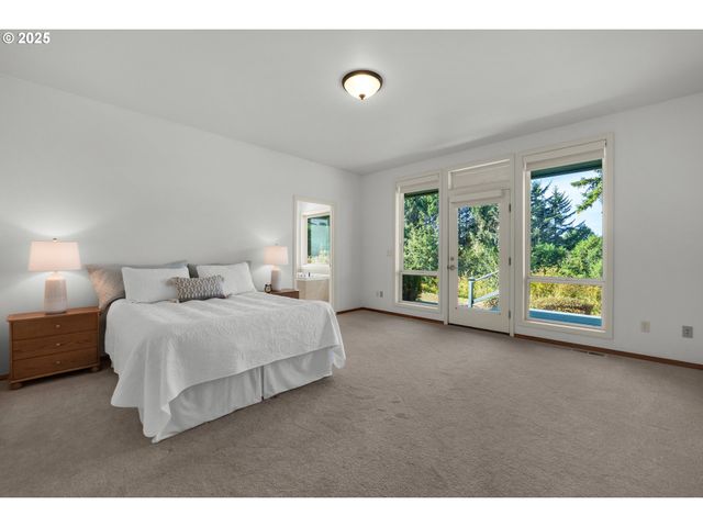 2998 PINE Ct, Gearhart, OR 97138