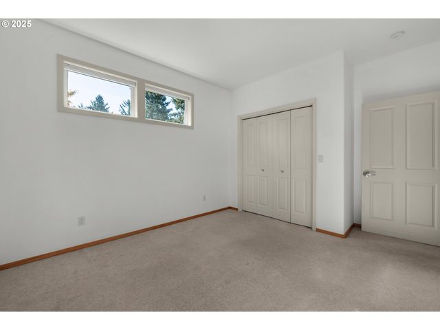 2998 PINE Ct, Gearhart, OR 97138