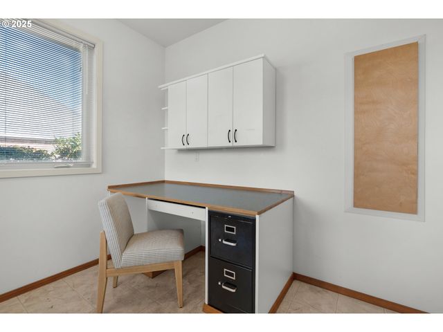 2998 PINE Ct, Gearhart, OR 97138