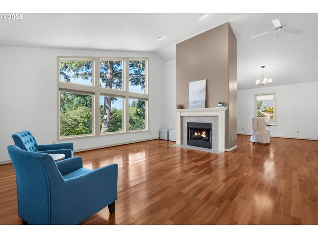 2998 PINE Ct, Gearhart, OR 97138