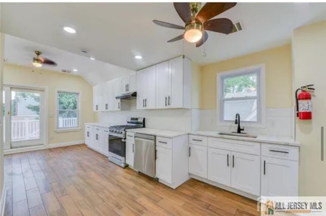 607 Almons Avenue, Woodbridge Proper, NJ 07095
