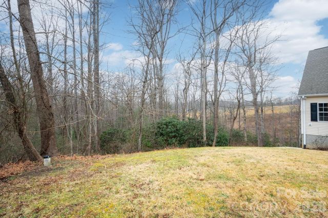 38 Gollum Drive, Fairview, NC 28730