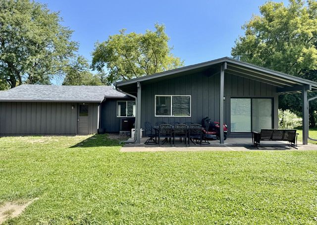 7459 N Chadwick ROAD, Glendale, WI 53217