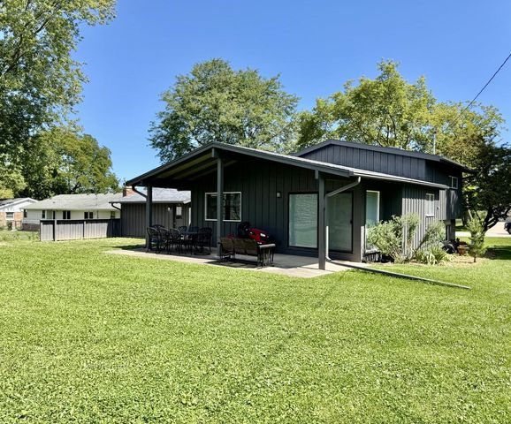 7459 N Chadwick ROAD, Glendale, WI 53217