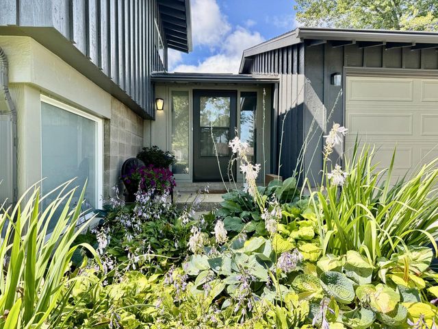 7459 N Chadwick ROAD, Glendale, WI 53217