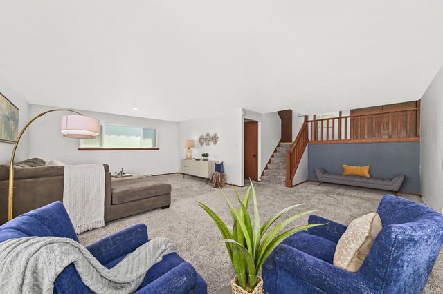 7459 N Chadwick ROAD, Glendale, WI 53217