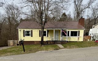 135 Dogwood Court, Harriman, TN 37748