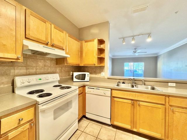 4207 S DALE MABRY HIGHWAY 5108, Tampa, FL 33611