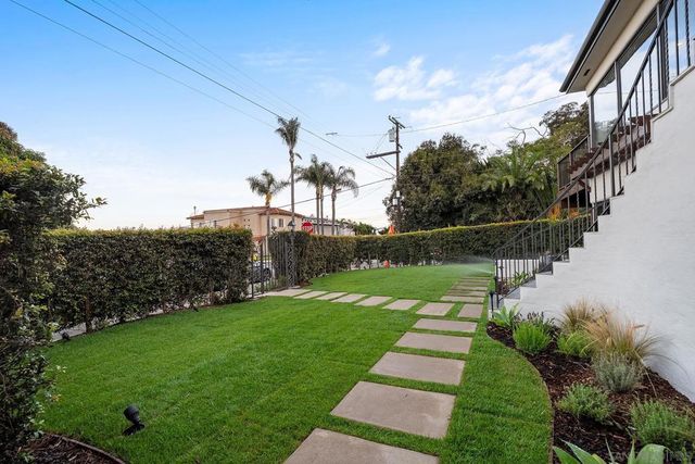 350 San Elijo, San Diego, CA 92106
