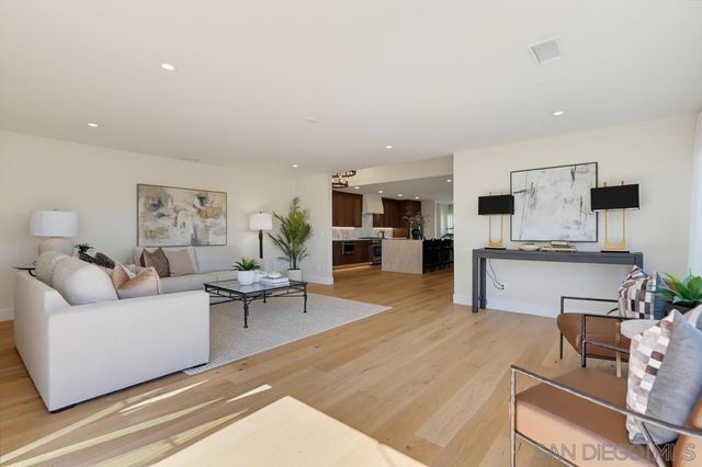 350 San Elijo, San Diego, CA 92106