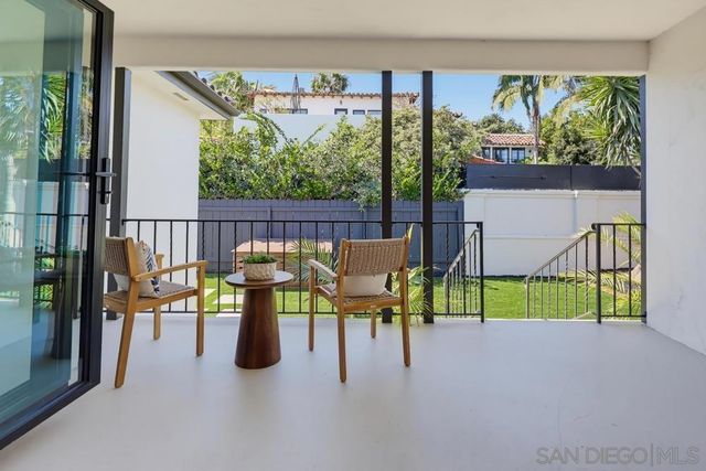 350 San Elijo, San Diego, CA 92106