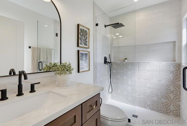 350 San Elijo, San Diego, CA 92106