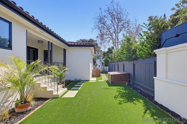 350 San Elijo, San Diego, CA 92106