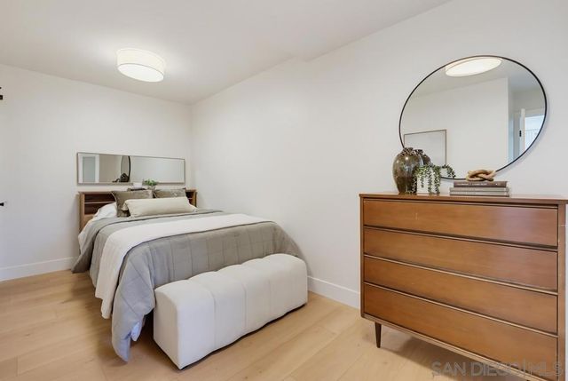 350 San Elijo, San Diego, CA 92106