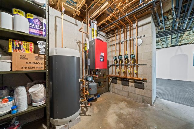 1 Millets Ln, Manchester, MA 01944
