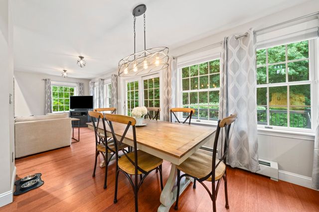 1 Millets Ln, Manchester, MA 01944