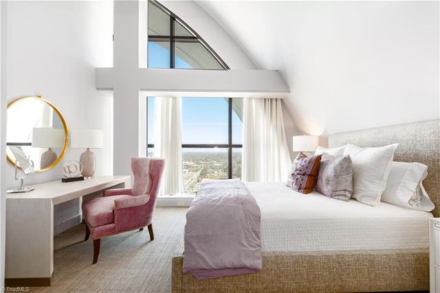 317 W High Avenue 15-A, High Point, NC 27260