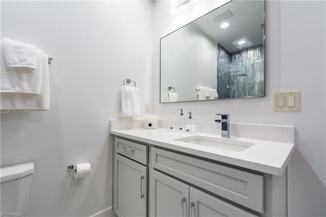 317 W High Avenue 15-A, High Point, NC 27260