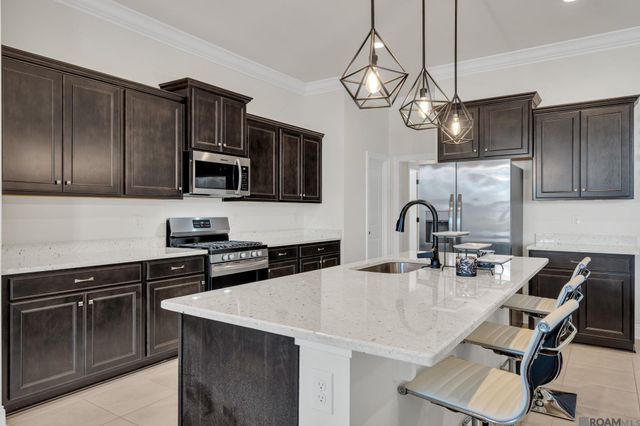 6464 Soaring Dr, Gonzales, LA 70737