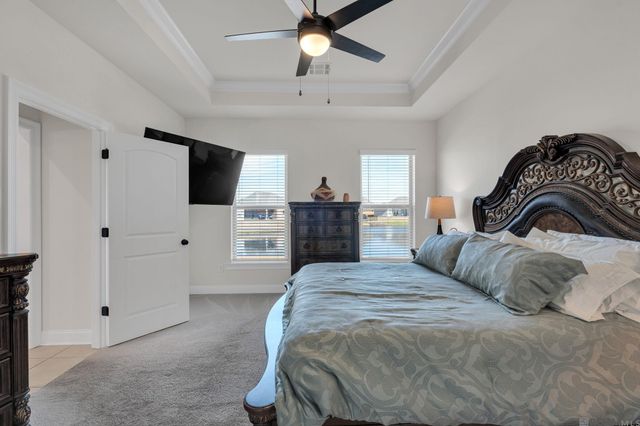 6464 Soaring Dr, Gonzales, LA 70737