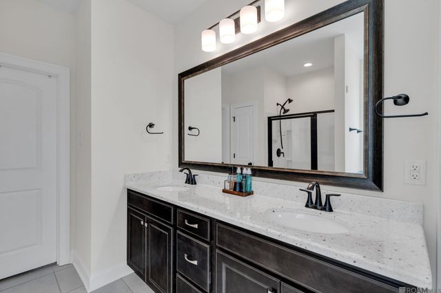 6464 Soaring Dr, Gonzales, LA 70737