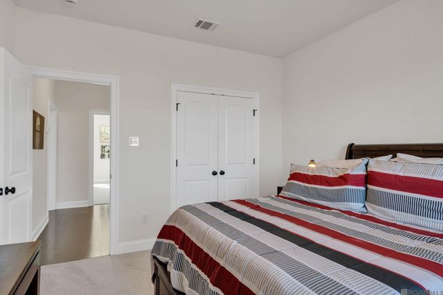 6464 Soaring Dr, Gonzales, LA 70737