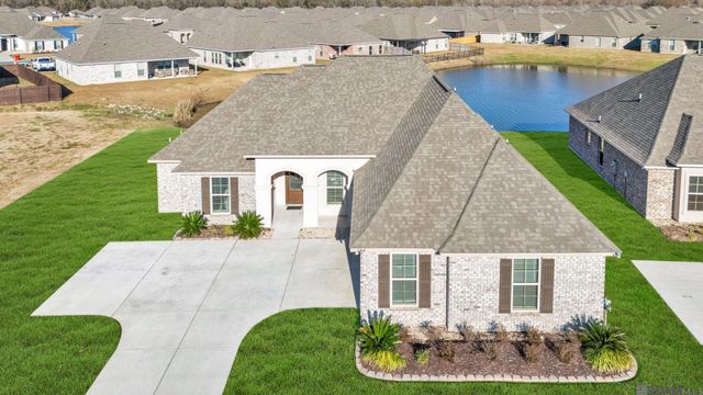6464 Soaring Dr, Gonzales, LA 70737