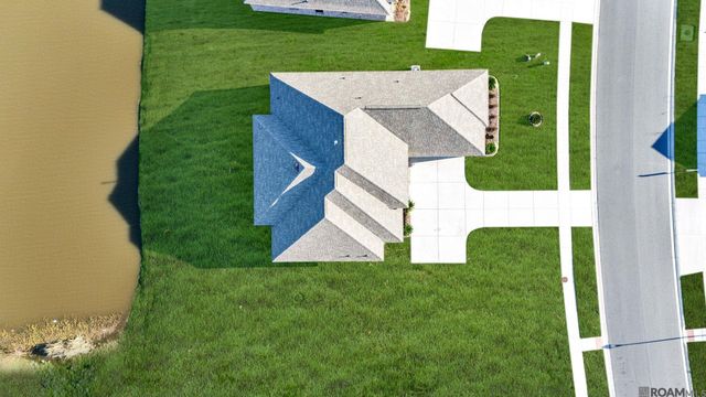 6464 Soaring Dr, Gonzales, LA 70737