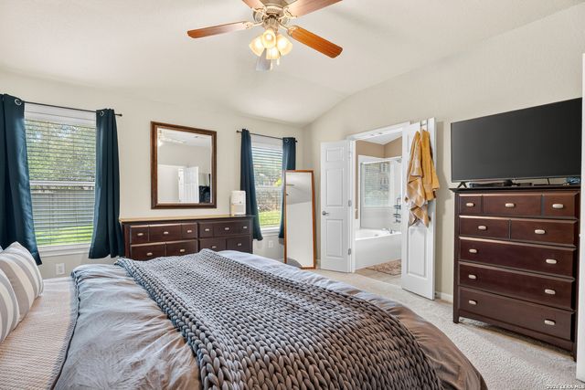 25631 Spirea, San Antonio, TX 78261