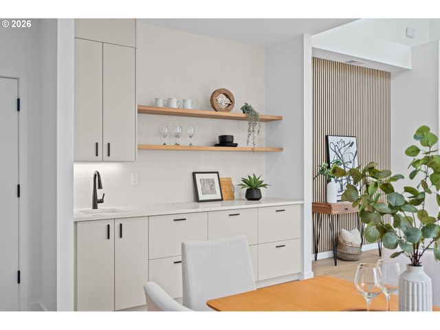 10992 Se Stanley Ave, Milwaukie, OR 97222